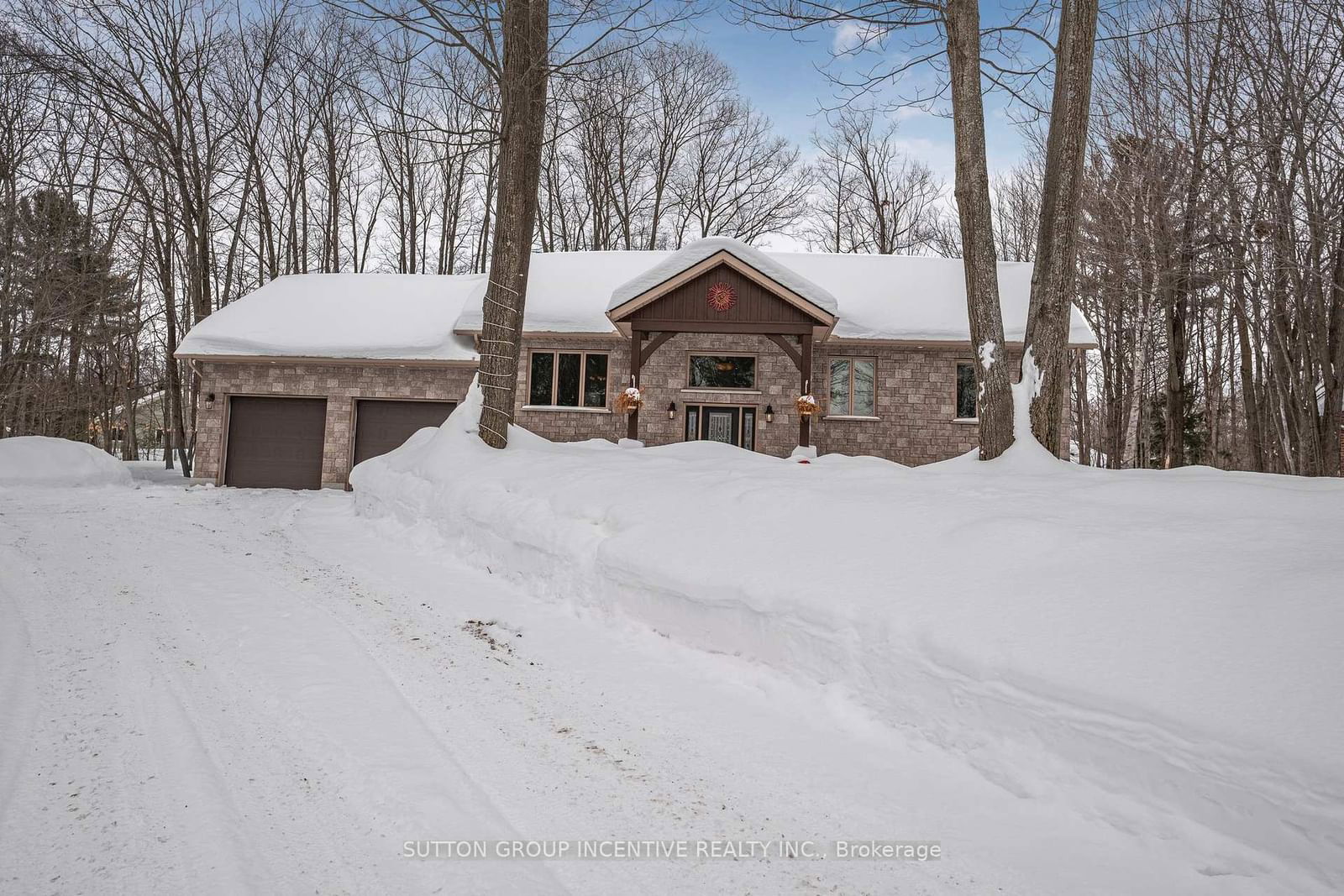 Detached House for sale at 48 Tall Pines Drive, Tiny, Rural Tiny, L9M 0H4 - MLS: S11986298