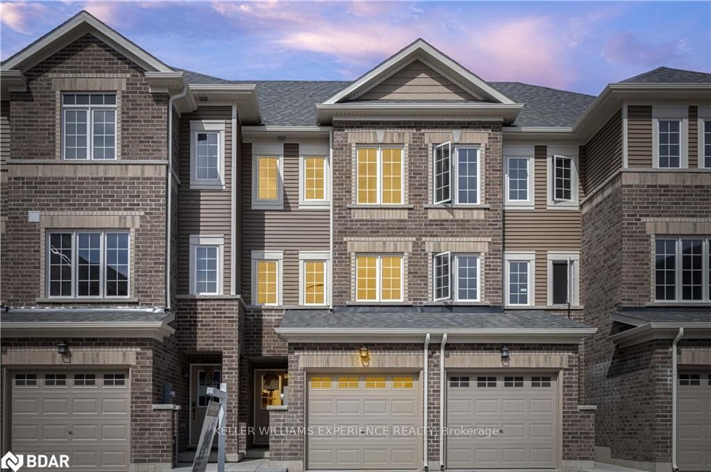 Townhouse for sale at 47 Pumpkin Corner Crescent, Barrie, Innis-Shore, L9J 0T7 - MLS: S11987017