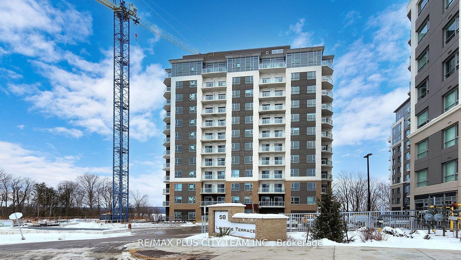 Condo for lease at 1108-56 Lakeside Terrace, Barrie, Little Lake, L4M 7B9 - MLS: S11989829