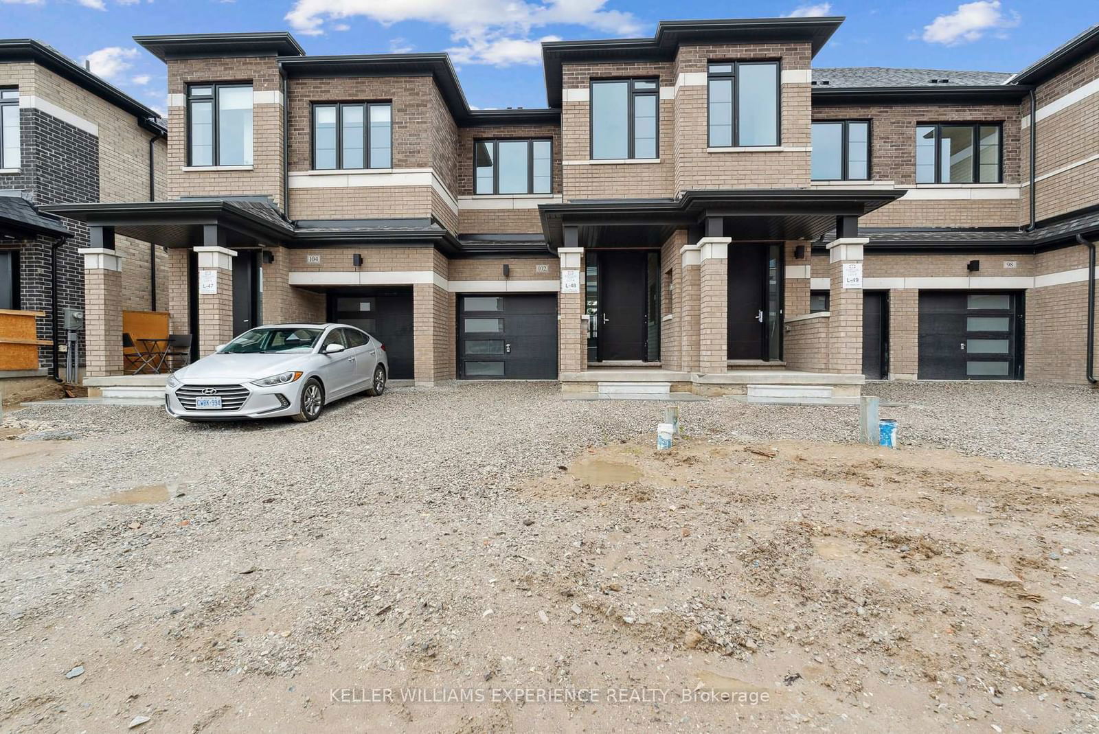 Townhouse for lease at 102 Turnberry Lane, Barrie, Painswick South, L9J 0M3 - MLS: S11991381