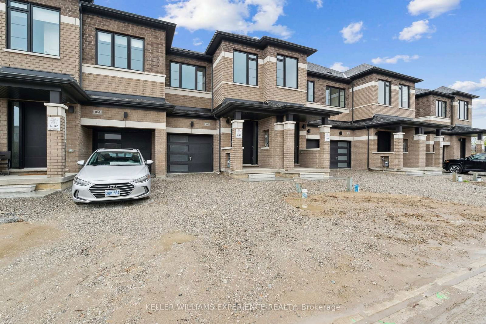 Townhouse for lease at 102 Turnberry Lane, Barrie, Painswick South, L9J 0M3 - MLS: S11991381