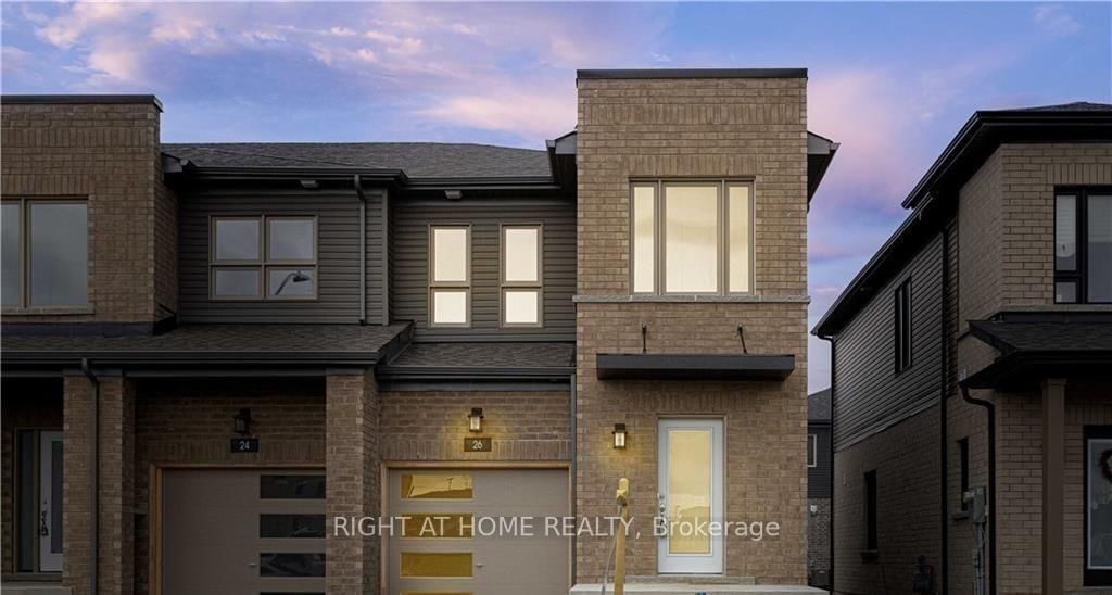 Townhouse for lease at 26 South Park Lane, Barrie, Painswick South, L9J 0M8 - MLS: S11991581