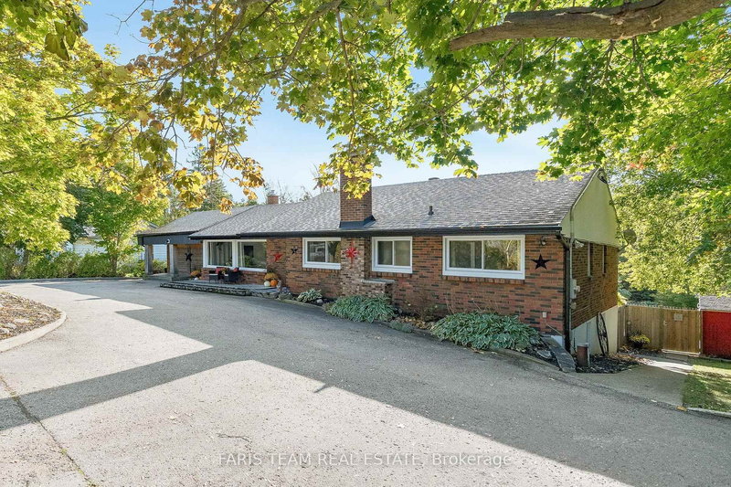 2447 Ridge Rd W, Oro-Medonte, L0L 2L0 | Image 3