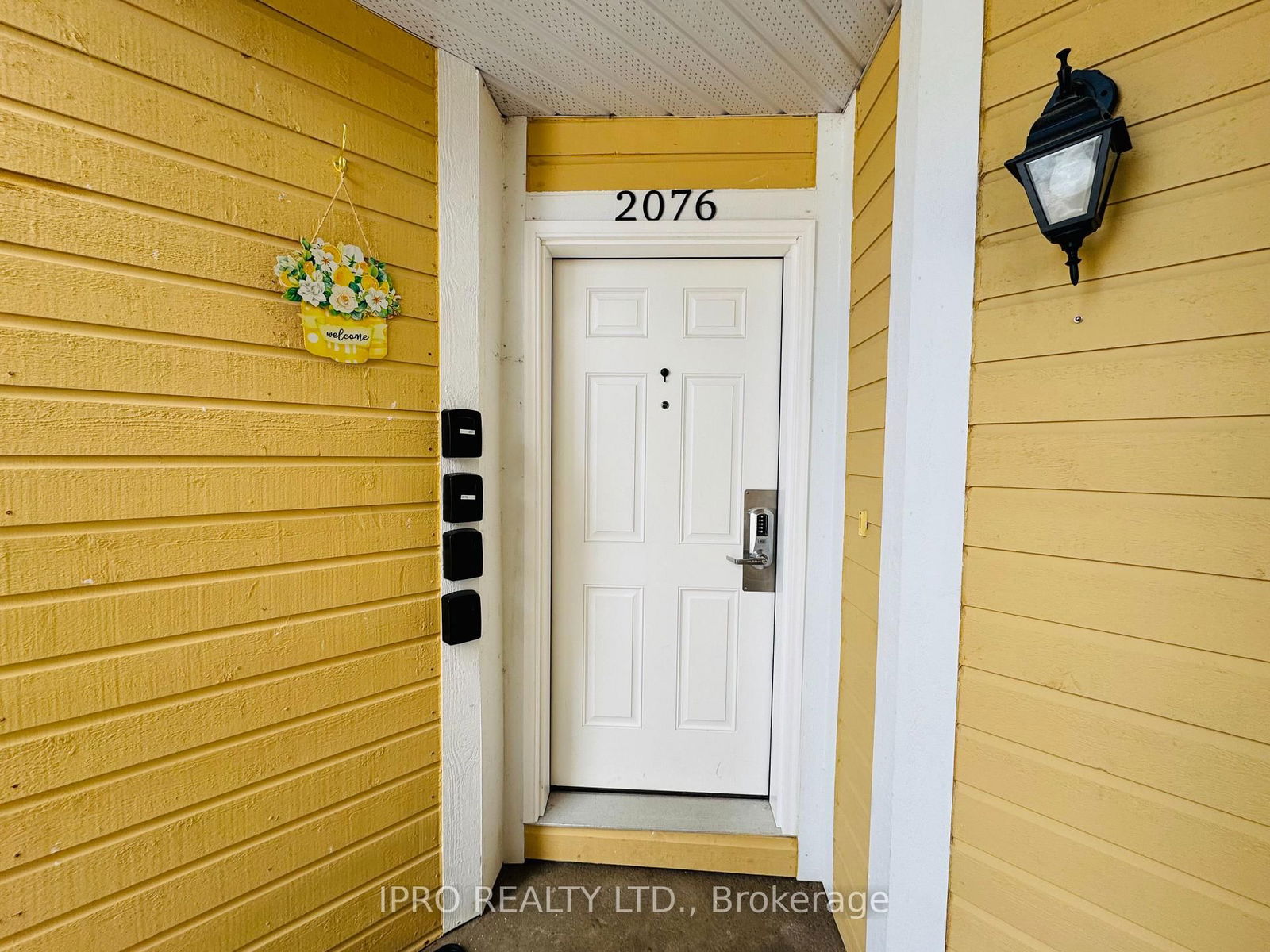 Condo for sale at 2076-77-90 Highland Drive, Oro-Medonte, Horseshoe Valley, L0L 2X0 - MLS: S11993720