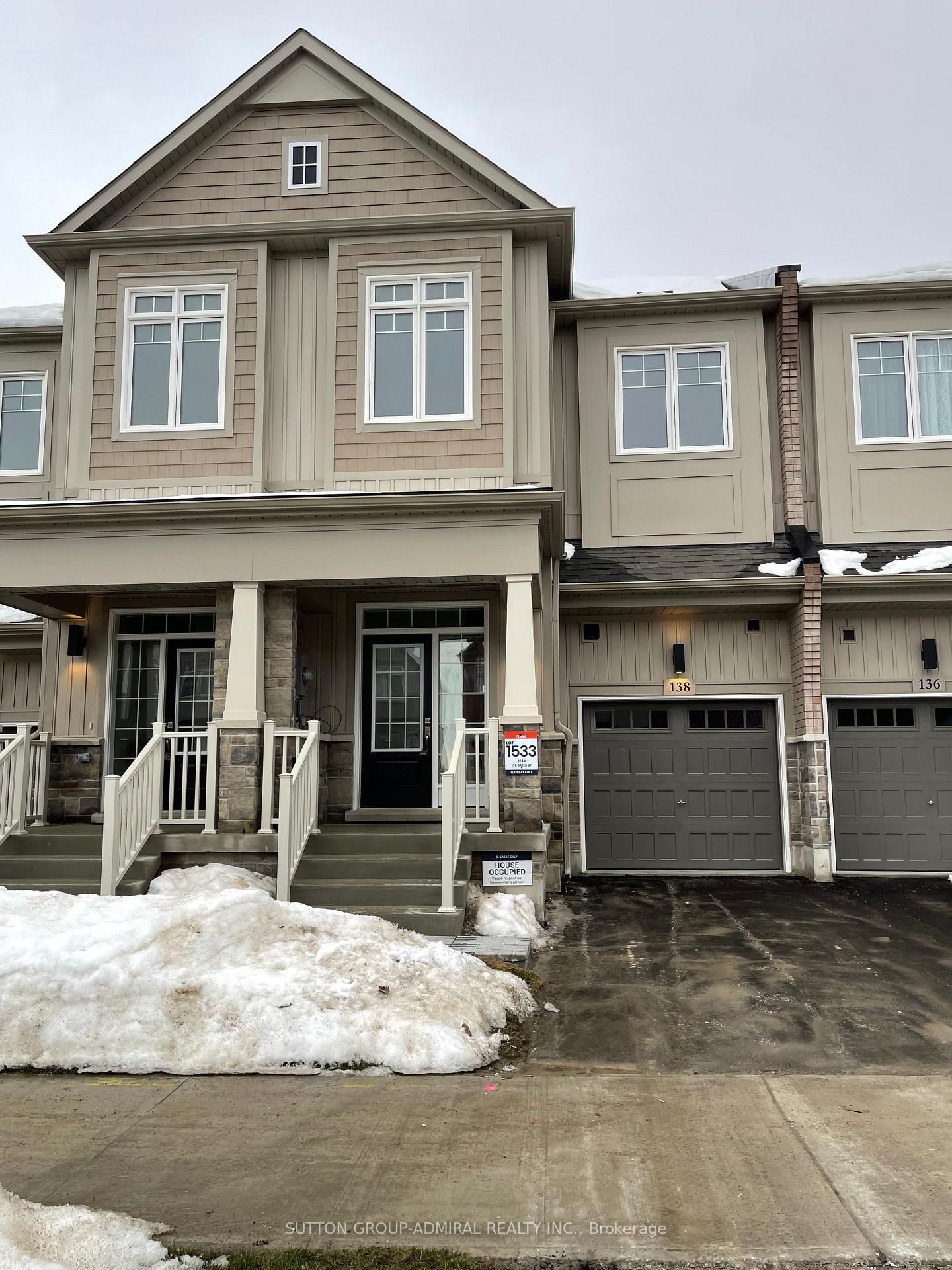 Townhouse leased at 138 Greer Street, Barrie, Rural Barrie Southeast, L9J 0R7 - MLS: S11994211