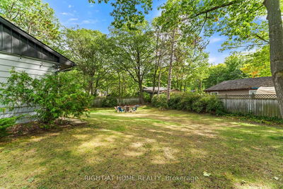 15 32nd St, Wasaga Beach - Wasaga Beach image-0-4
