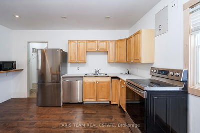61 Robert St, Penetanguishene - Penetanguishene image-0-3