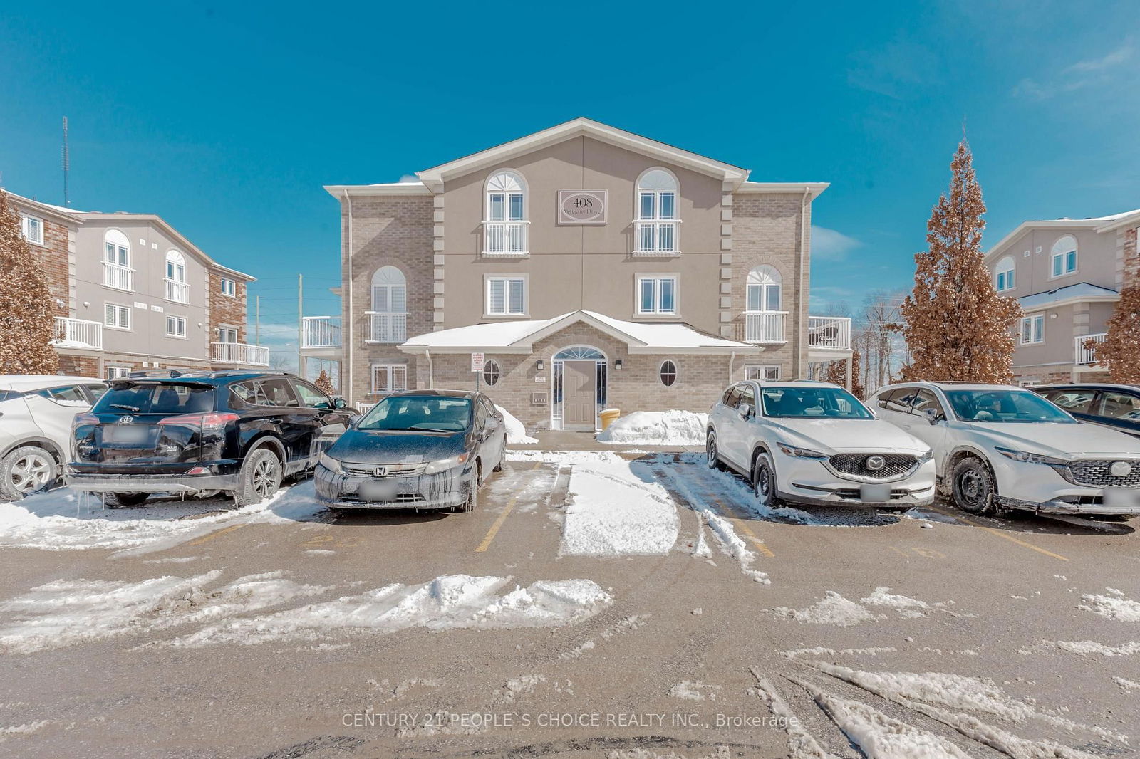 Townhouse sold at 3-408 Veterans Drive, Barrie, Holly, L4N 9G9 - MLS: S11998961