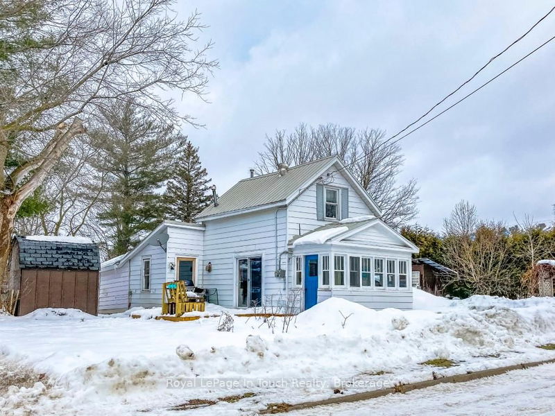 home for sale on 31 Wolfe Street