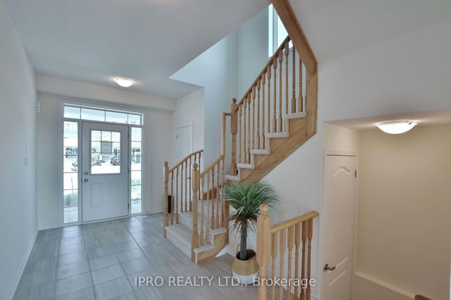 12 Shapira Avenue
