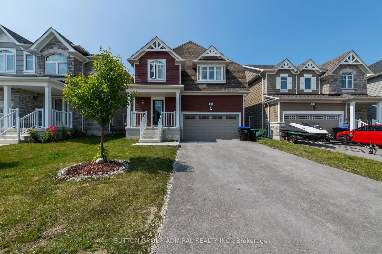 Building at 19 Bobolink Drive, Wasaga Beach, Wasaga Beach