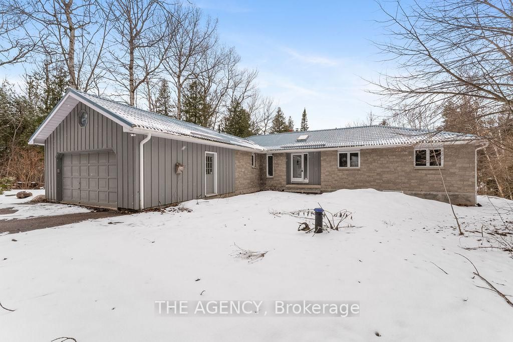 Detached House sold at 570 Silver Birch Drive, Tiny, Rural Tiny, L9M 0M5 - MLS: S12010511