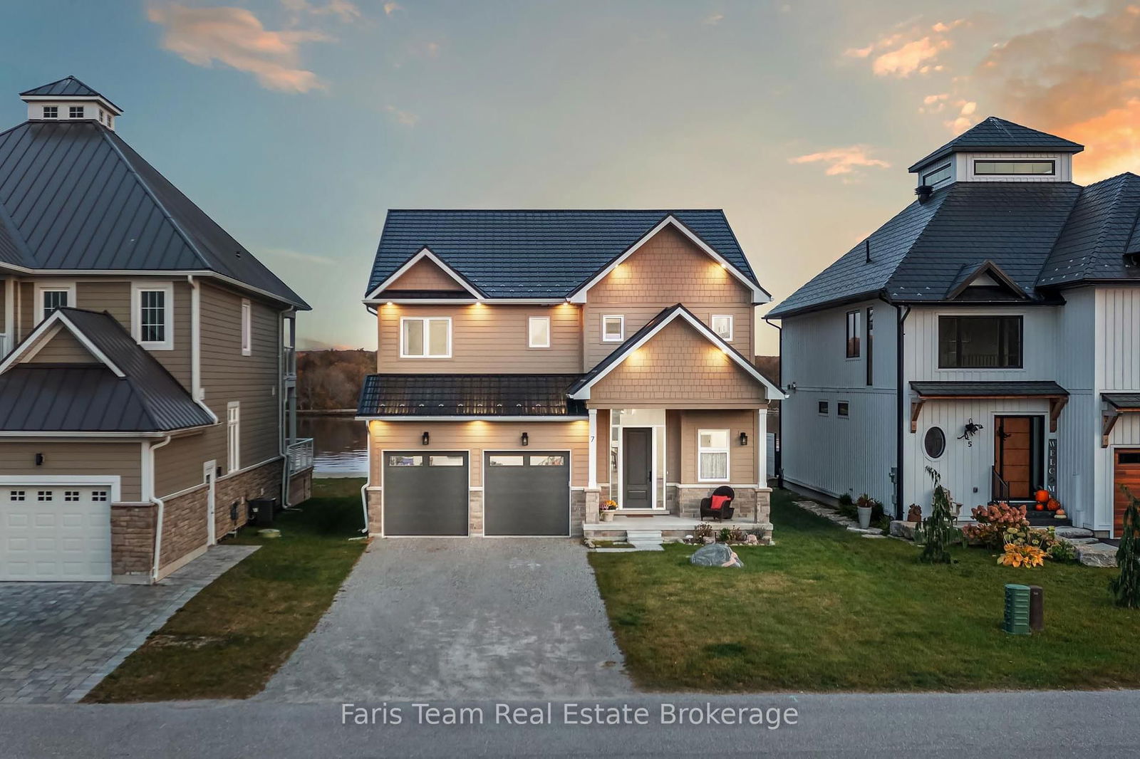 Building at 7 Dock Lane, Tay, Port McNicoll