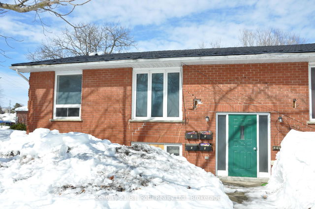 Unit 1 - 410 Mary Street