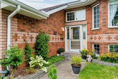 627 Wayne Cres, Midland - Midland image-0-1