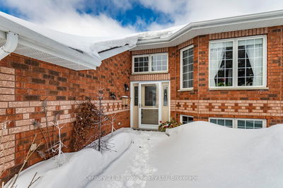 627 Wayne Cres, Midland - Midland image-0-2