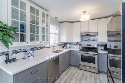 627 Wayne Cres, Midland - Midland image-0-4
