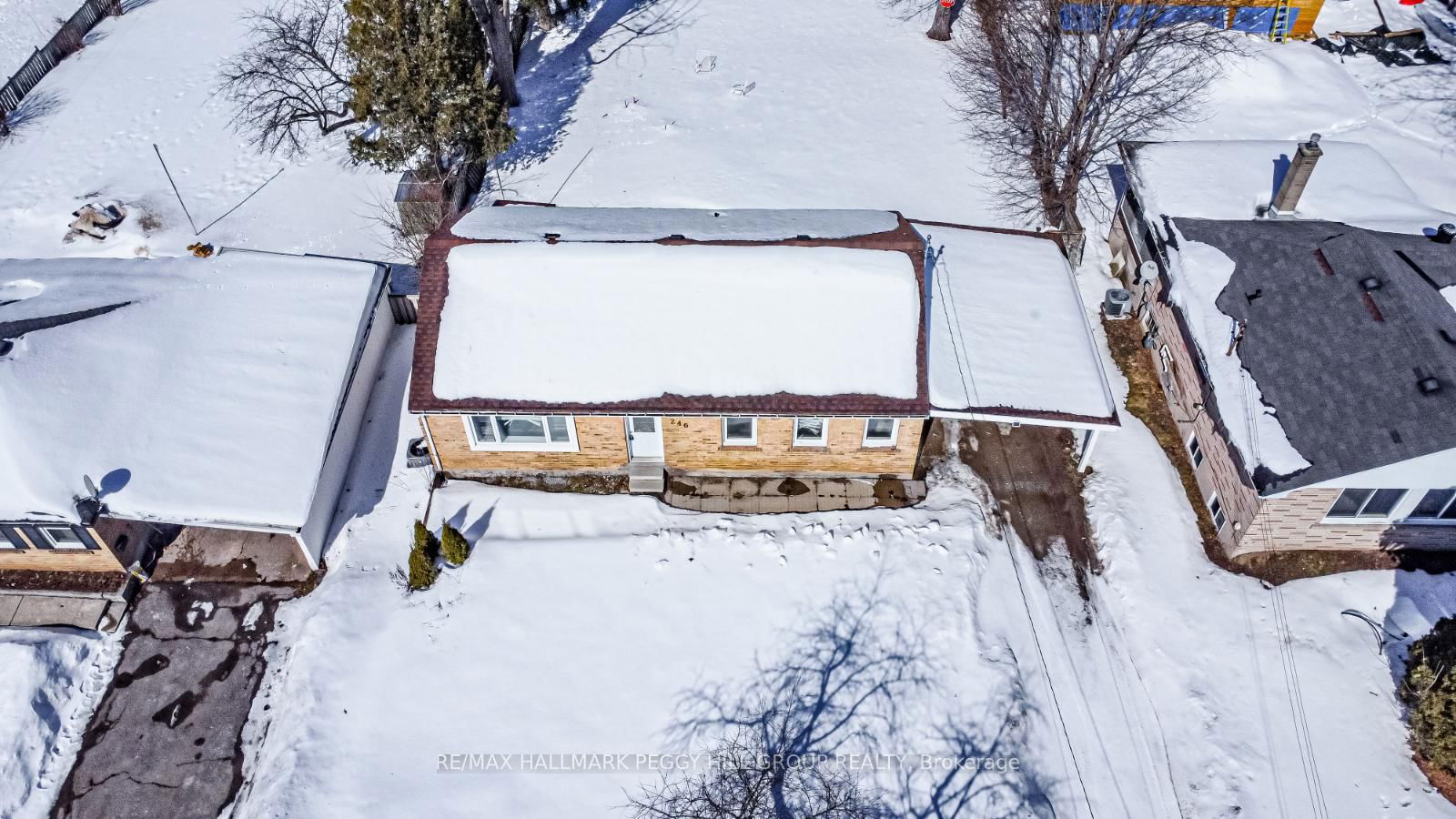 Detached House for sale at 246 Wellington Street, Barrie, Wellington, L4M 2E3 - MLS: S12014647