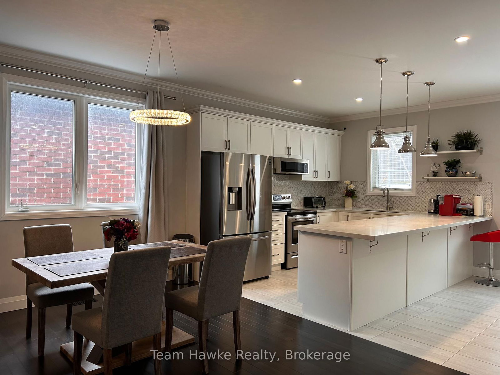 Detached House leased at 152 Bishop Drive, Barrie, Ardagh, L4N 6X8 - MLS: S12019211