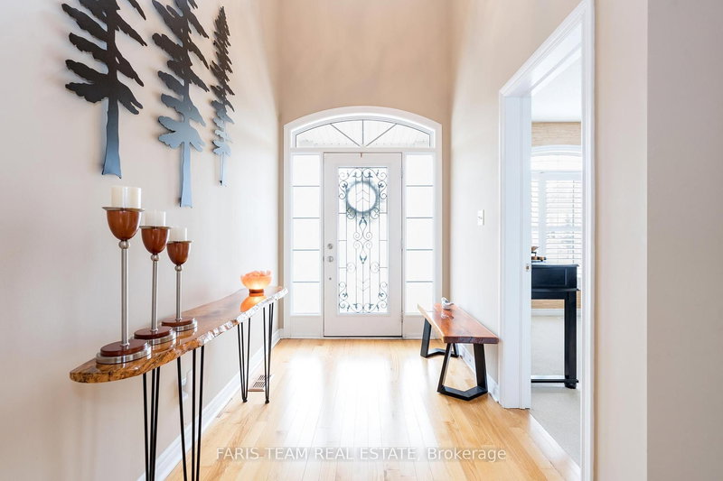 17 Waterview Rd, Wasaga Beach, L9Z 0E9 | Image 3