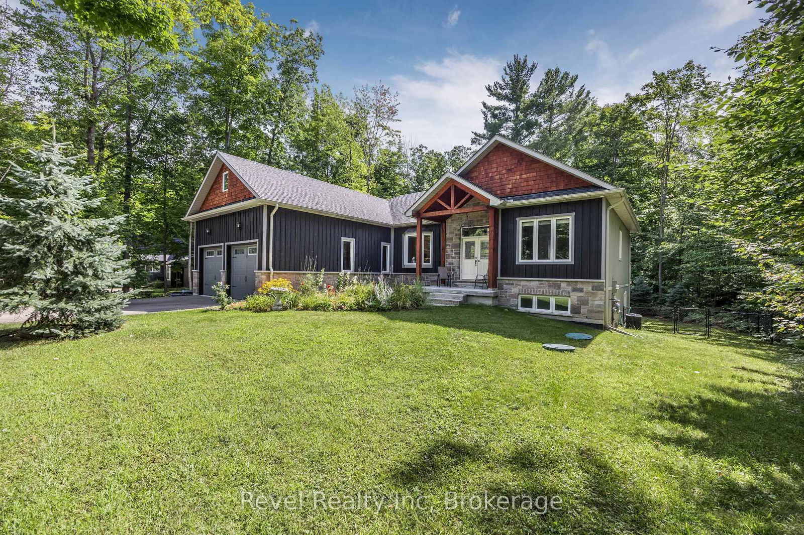 Detached House for sale at 80 Forest Circle, Tiny, Rural Tiny, L9M 0H4 - MLS: S12020060