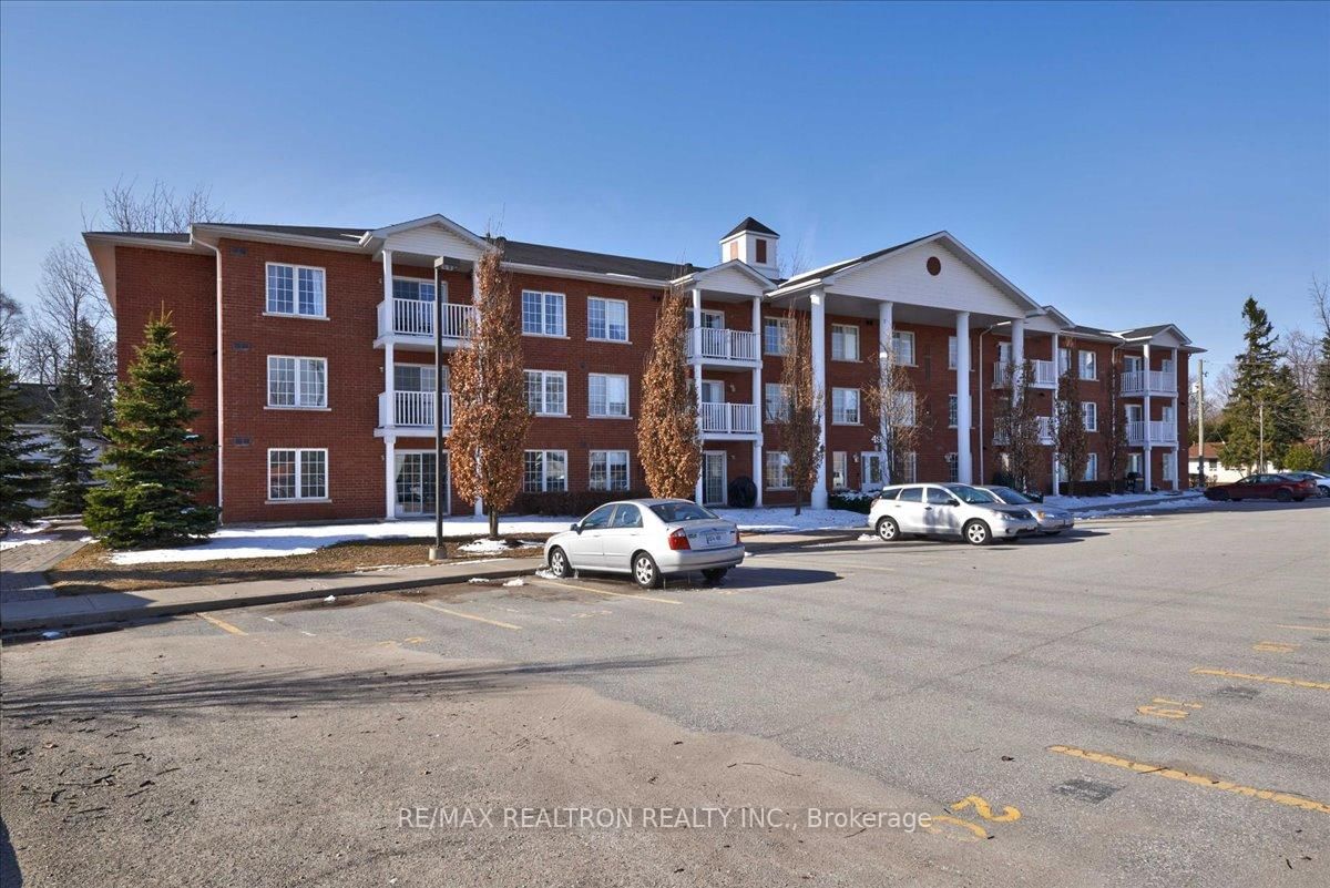 Condo for sale at 303-49 Jacobs Terrace, Barrie, Allandale, L4N 0W4 - MLS: S12020120