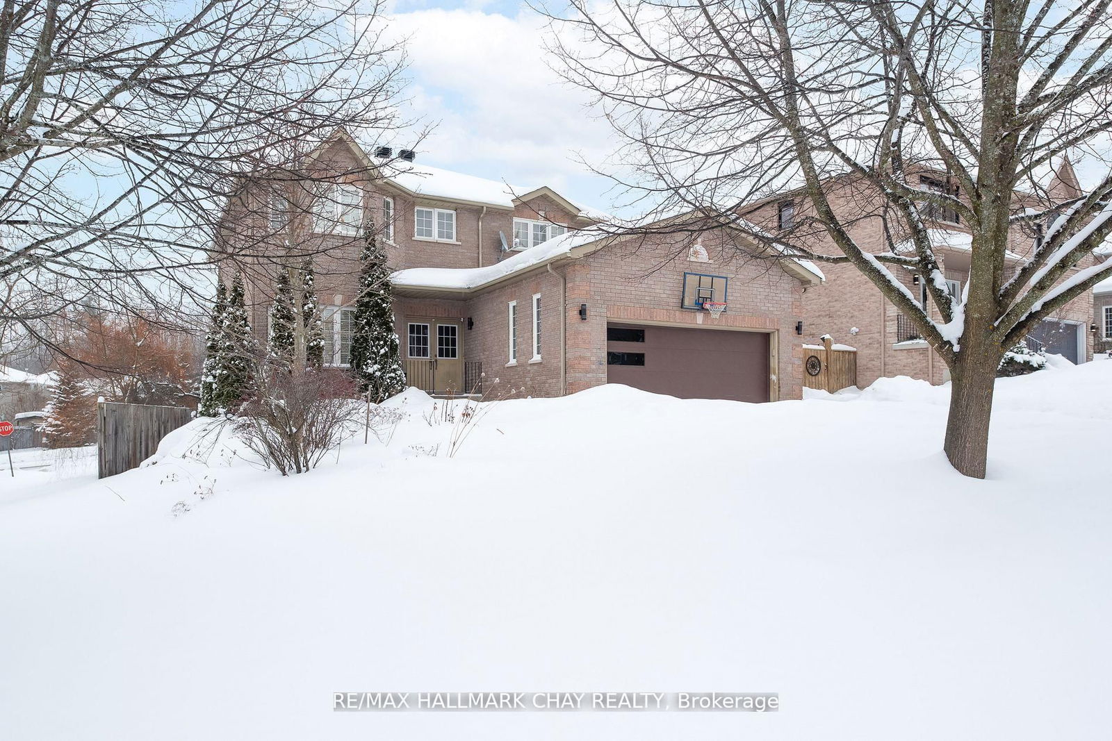 Detached House for sale at 11 Springwood Court, Barrie, Ardagh, L4N 5V1 - MLS: S12020331