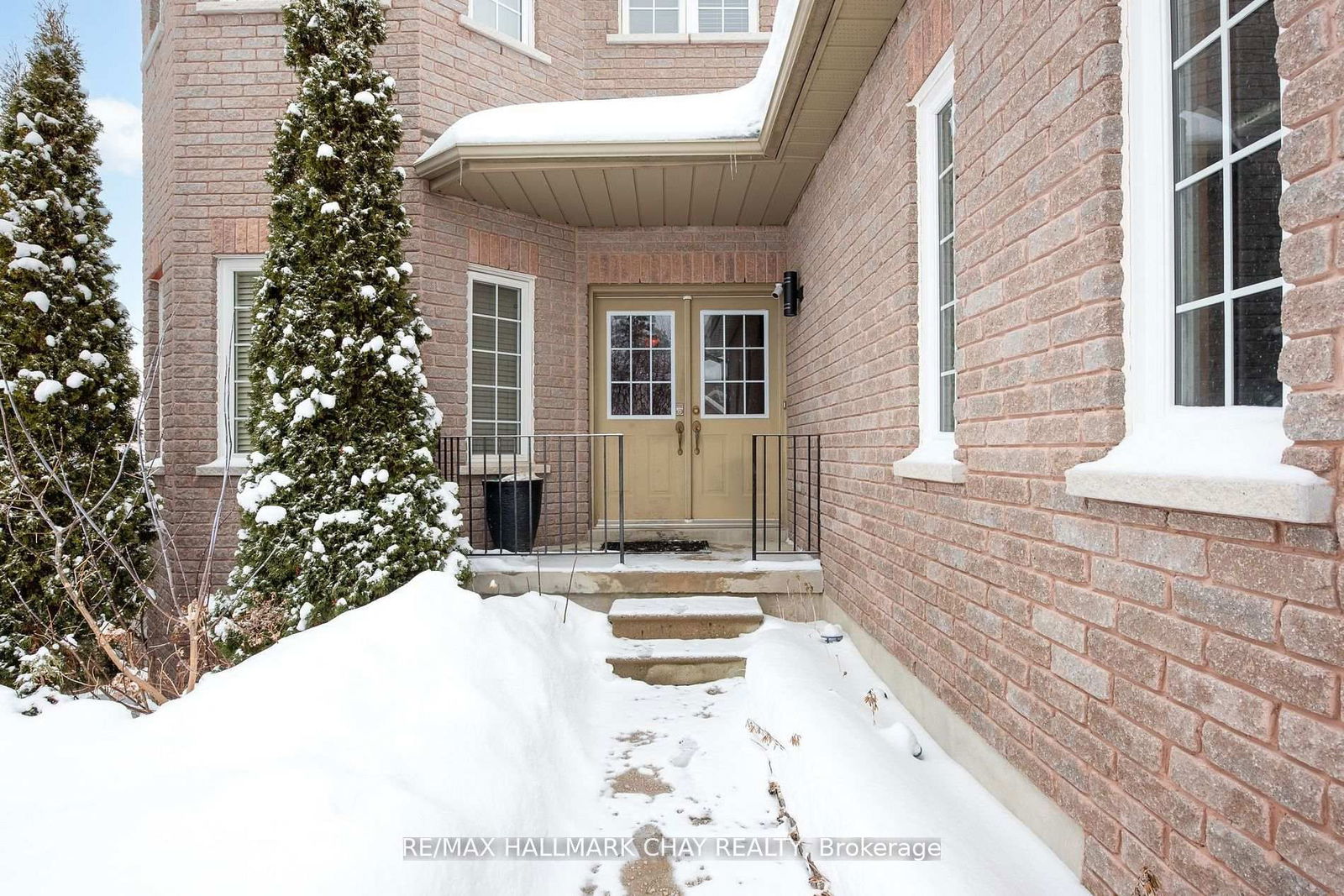 Detached House for sale at 11 Springwood Court, Barrie, Ardagh, L4N 5V1 - MLS: S12020331