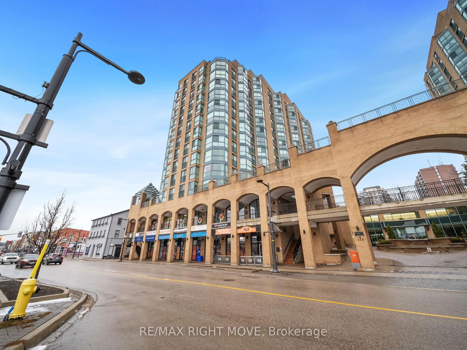 Condo sold at 1103-140 Dunlop Street, Barrie, City Centre, L4M 6H9 - MLS: S12022373