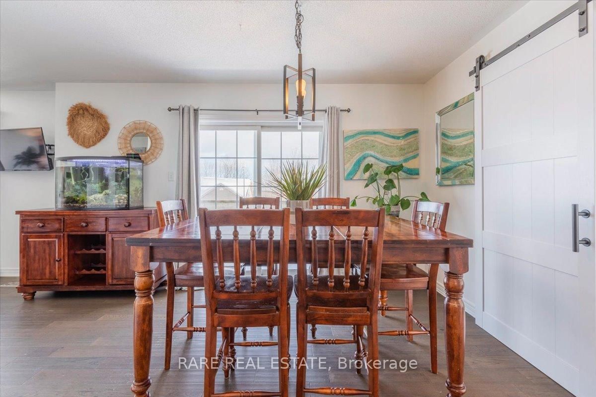 Detached House sold at 26 Ironwood Trail, Oro-Medonte, Ontario, L0K 1E0 - Sugarbush - MLS: S12025225