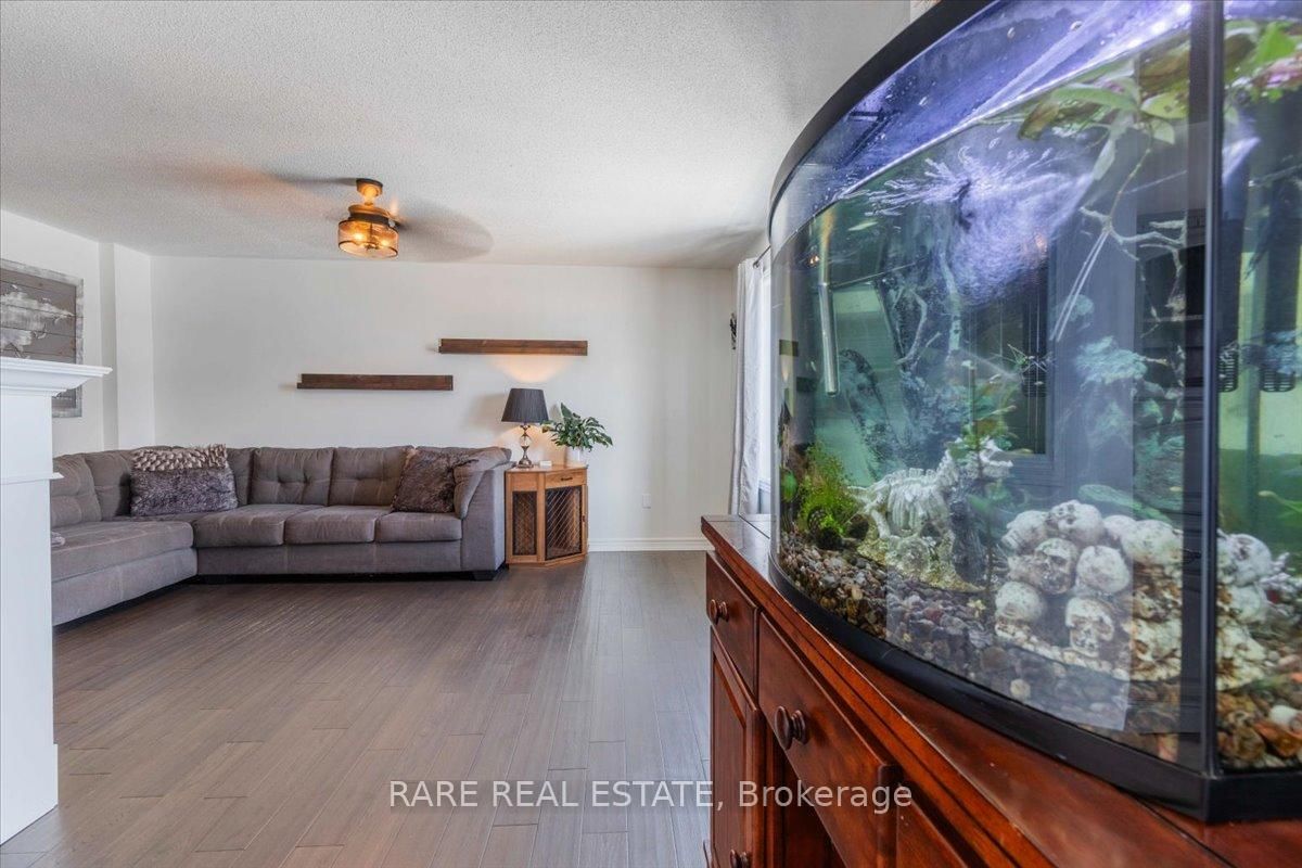 Detached House sold at 26 Ironwood Trail, Oro-Medonte, Ontario, L0K 1E0 - Sugarbush - MLS: S12025225