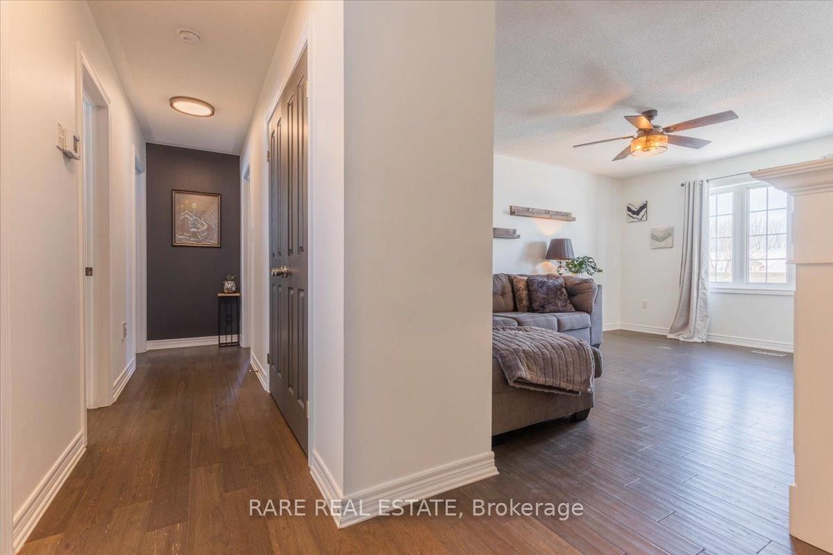 Detached House sold at 26 Ironwood Trail, Oro-Medonte, Ontario, L0K 1E0 - Sugarbush - MLS: S12025225