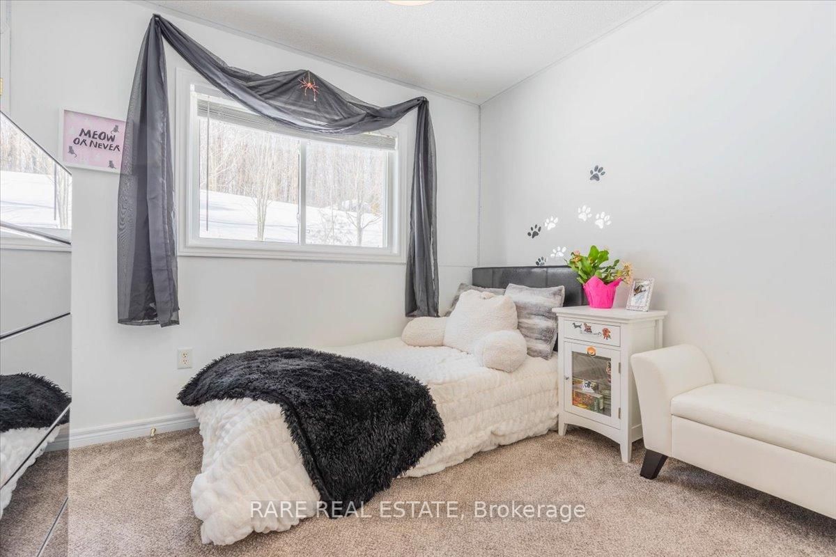 Detached House sold at 26 Ironwood Trail, Oro-Medonte, Ontario, L0K 1E0 - Sugarbush - MLS: S12025225