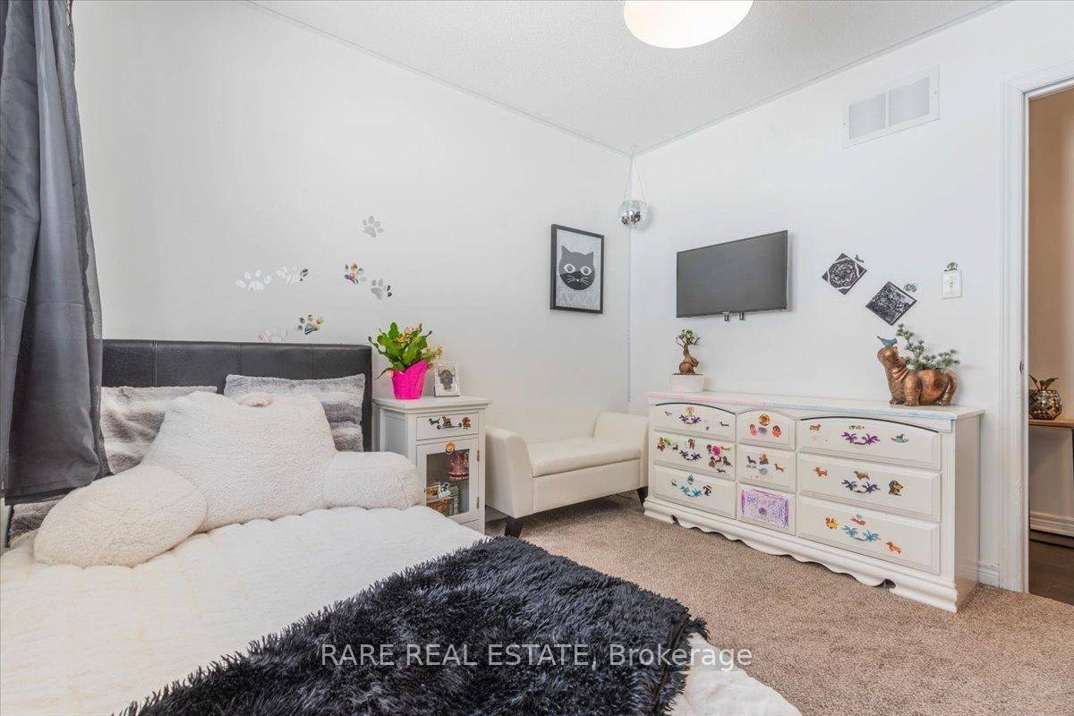 Detached House sold at 26 Ironwood Trail, Oro-Medonte, Ontario, L0K 1E0 - Sugarbush - MLS: S12025225