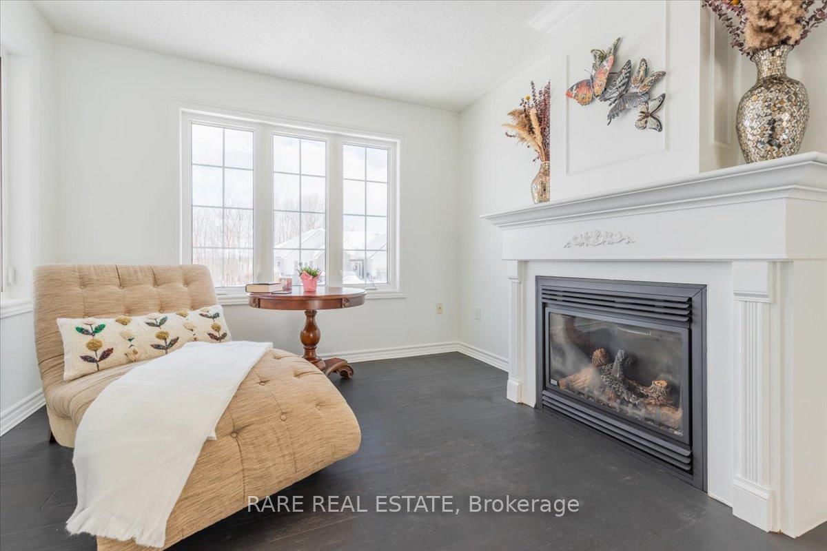 Detached House sold at 26 Ironwood Trail, Oro-Medonte, Ontario, L0K 1E0 - Sugarbush - MLS: S12025225