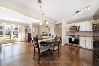 13 Huron St, Springwater - Minesing image-0-4