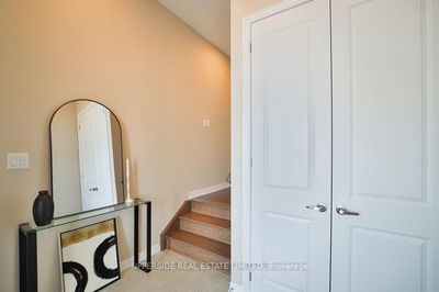 7 Milady Cres, Barrie - Rural Barrie Southeast image-0-2