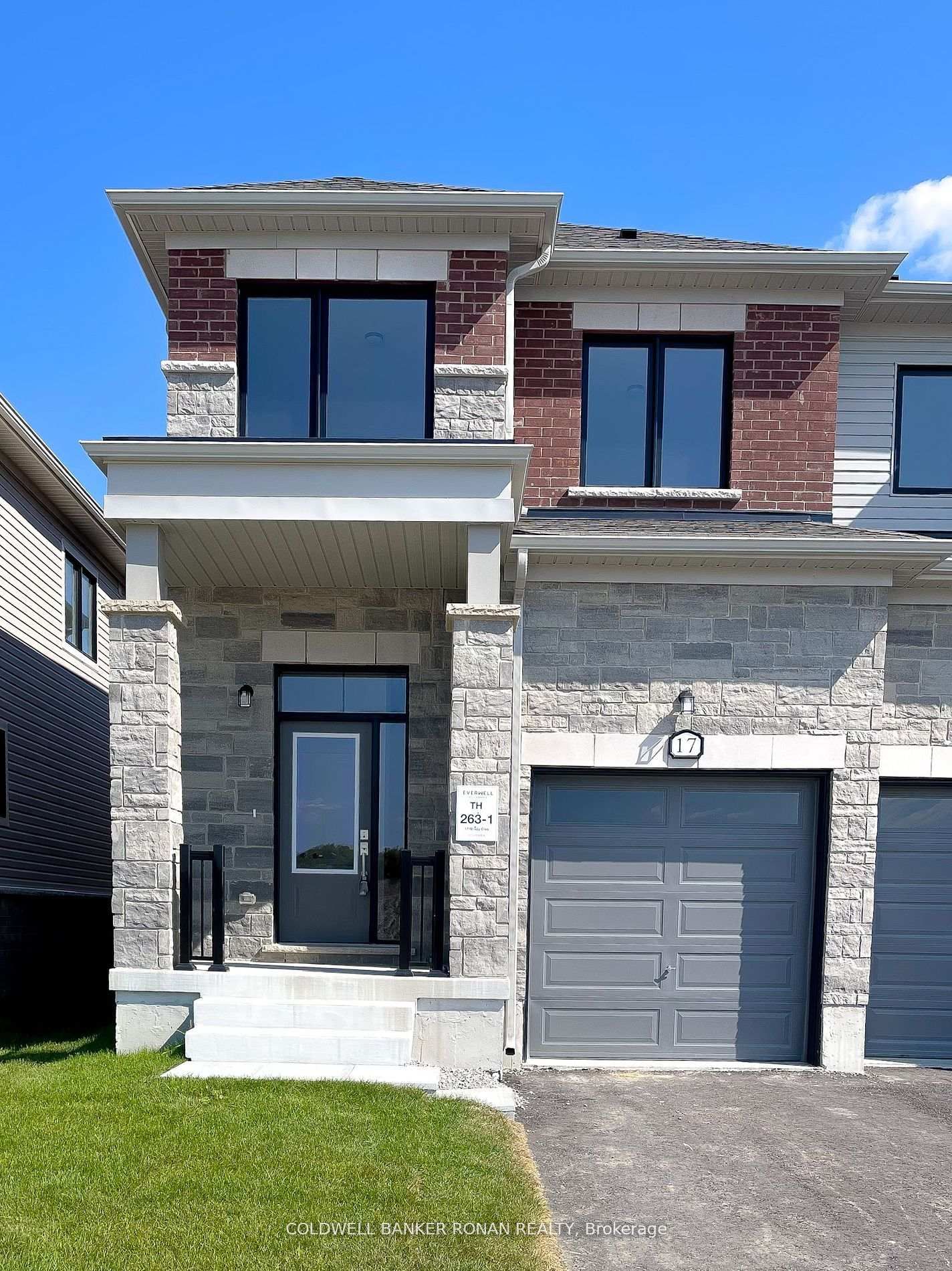 Townhouse for sale at 17 Milady Crescent, Barrie, Rural Barrie Southeast, L9J 0X3 - MLS: S12029323