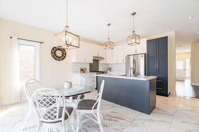 16 Hewson St, Penetanguishene - Penetanguishene image-0-3