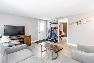 266 Galloway Blvd, Midland - Midland image-0-2