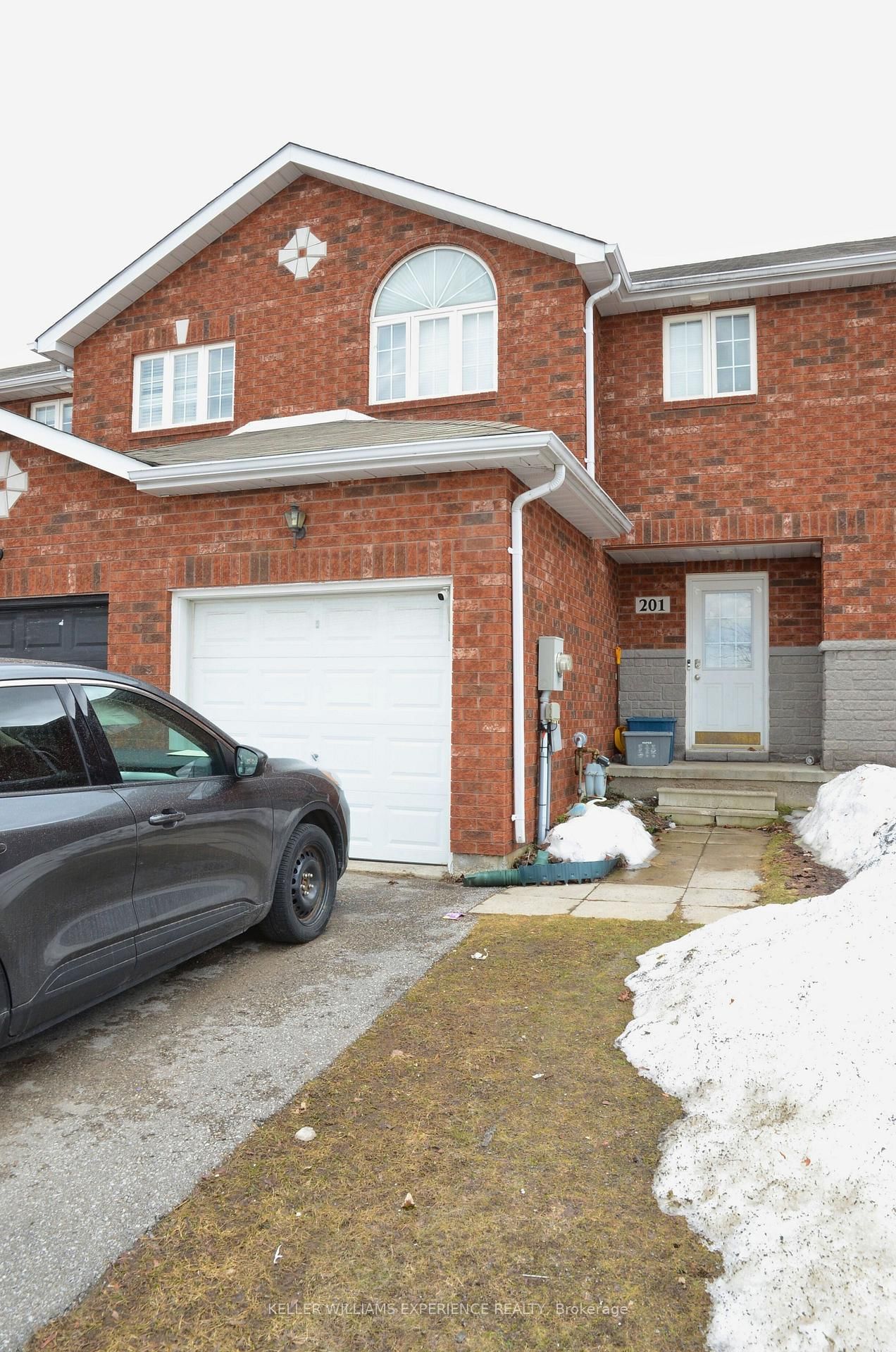 Townhouse for sale at 201 STANLEY Street, Barrie, East Bayfield, L4M 6X9 - MLS: S12033834