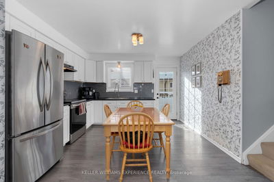 472 Leacock Dr, Barrie - Letitia Heights image-0-4