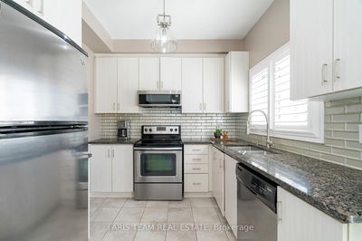 89 Pearcey Cres, Barrie - West Bayfield image-0-1