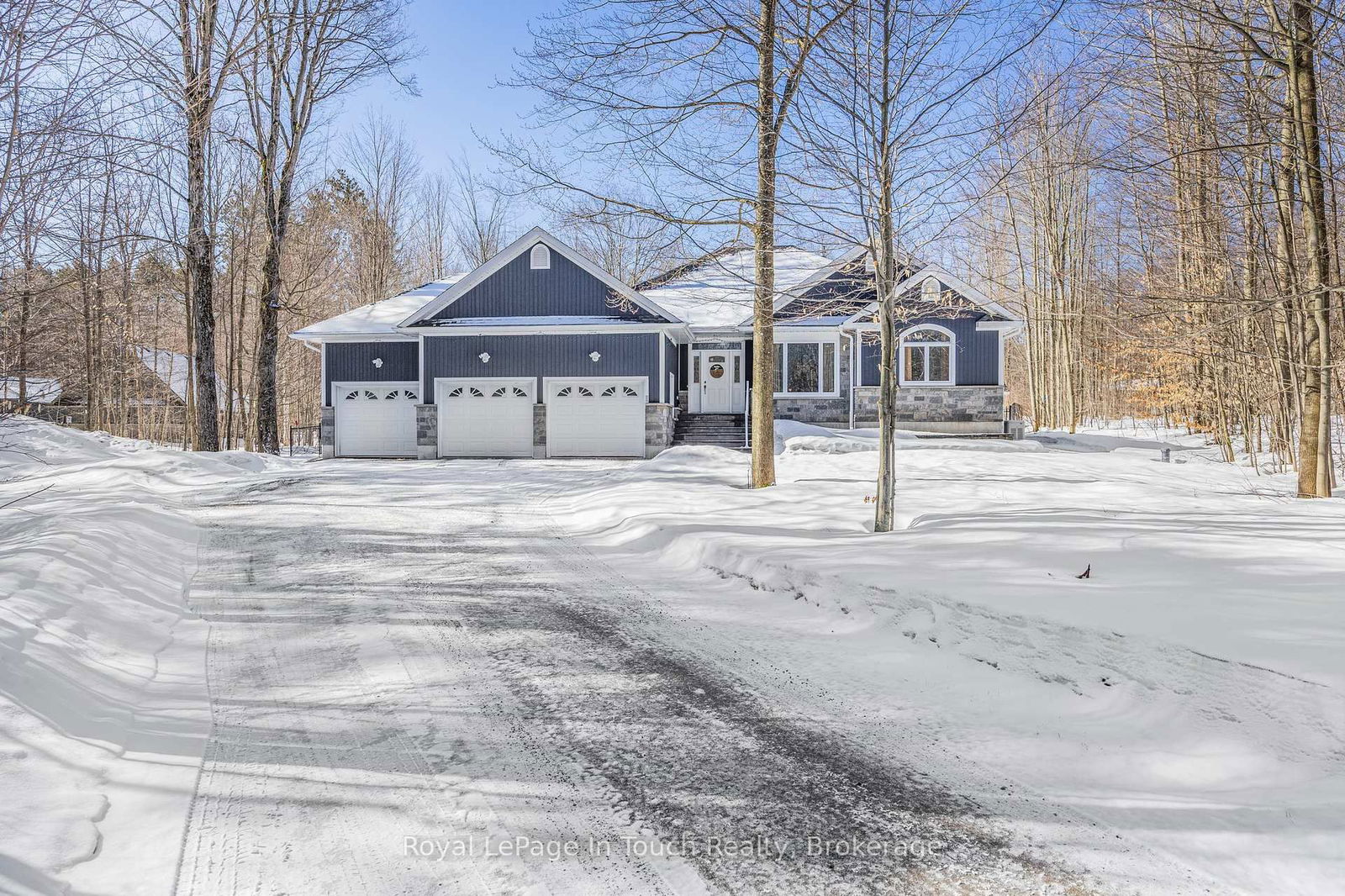 Detached House for sale at 3 Copeland Creek Drive, Tiny, Rural Tiny, L9M 0M3 - MLS: S12038345