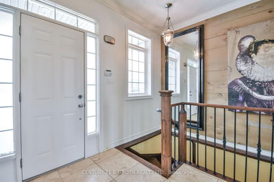 49 Athabaska Rd, Barrie - Holly image-0-2