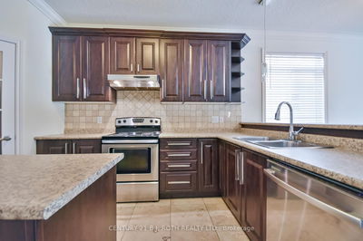49 Athabaska Rd, Barrie - Holly image-0-3