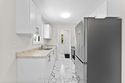 43 Charlbrook Ave, Barrie - Cundles East image-0-3