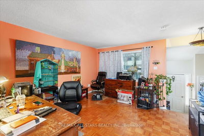 Unit B11 — 63 Ferris Lane, Barrie - Cundles East image-0-3