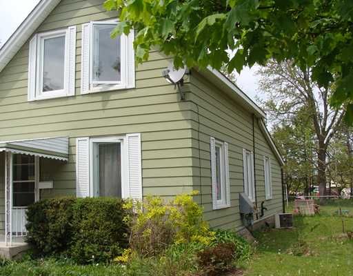 22 Caroline St, Barrie, L4N 2S3 | Image 2