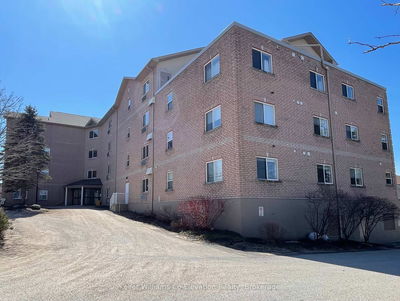 Unit 302 — 4 Beck Blvd, Penetanguishene - Penetanguishene